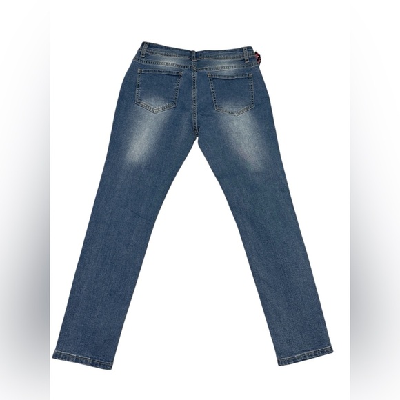 The Style Between US Denim Mid Rise Distressed Floral Embroidered Skinny Jean - Picture 2 of 6